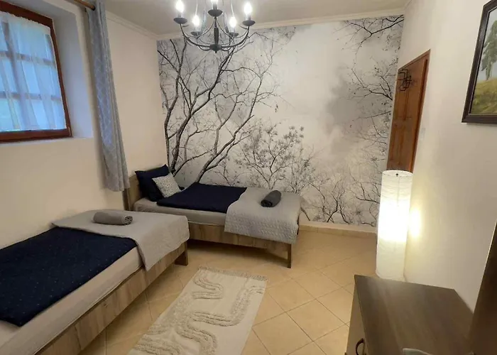 Veze-birtok דירה *